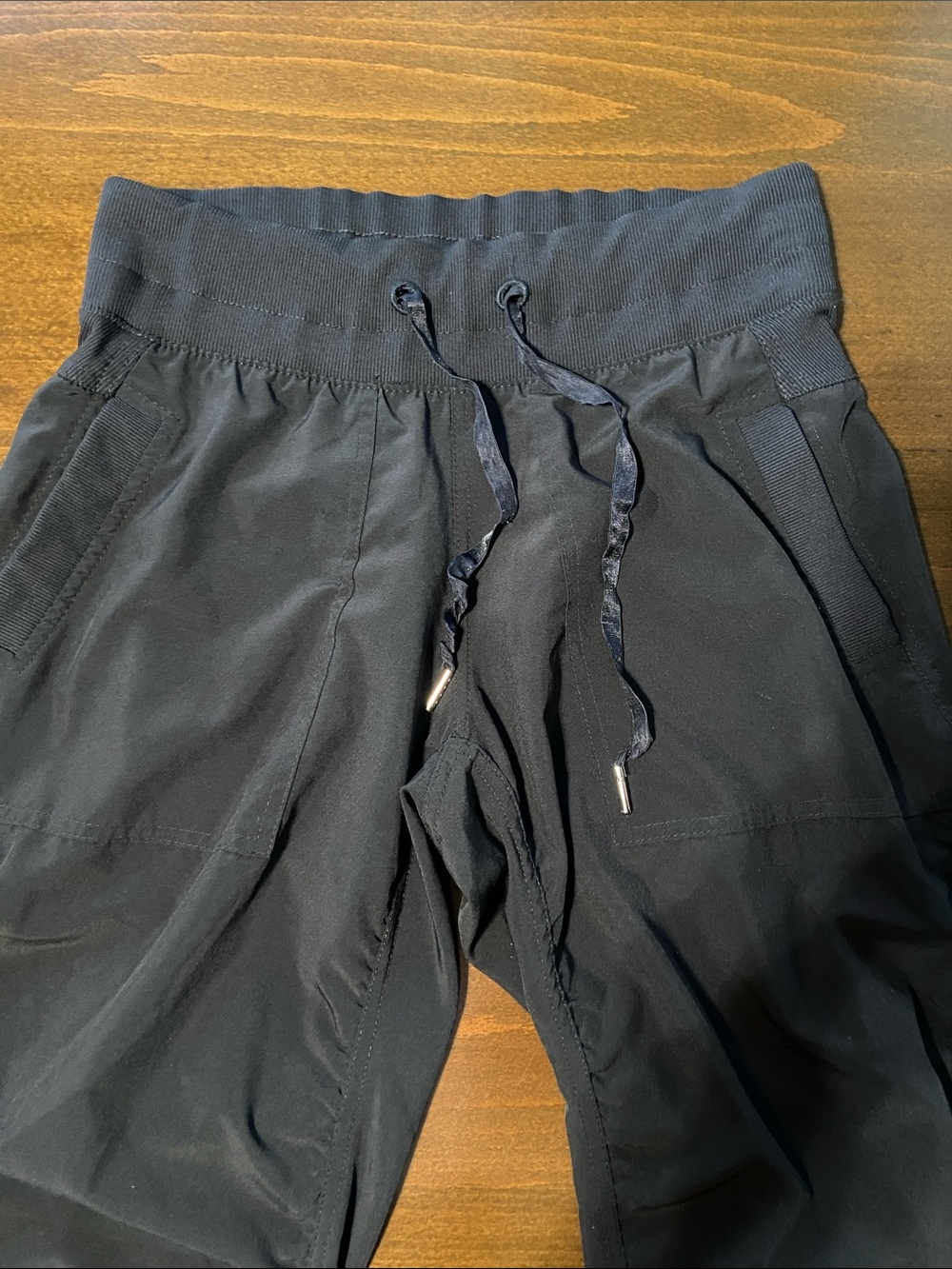 Kyodan Black Ruched Drawstring Joggers, size Small (women’s). - Picture 3 of 13